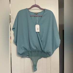 Boutique Body Suit Blouse Size Medium NWT